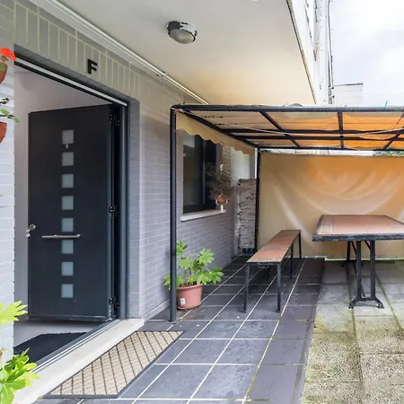 Apartment In Cudon With Private Terrace Exterior photo